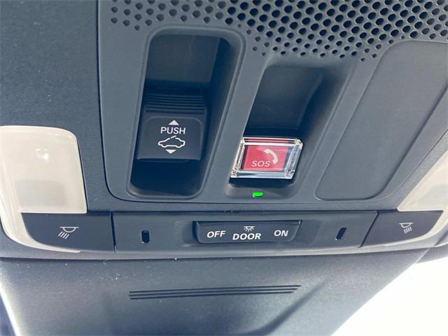 Photo of 2026 Solar Silver Metallic Honda CR-V Hybrid