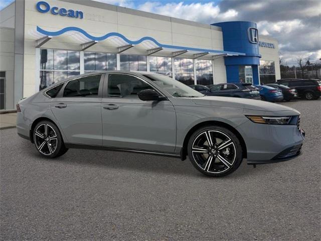 Photo of 2025 Gray Honda Accord Hybrid