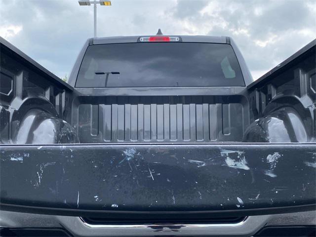 Photo of 2022 Granite Crystal Metallic Clearcoat RAM 1500