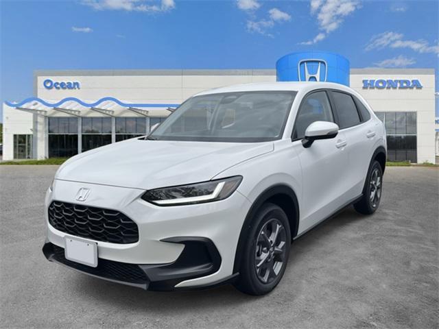 Photo of 2026 Platinum White Pearl Honda HR-V