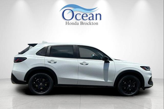 Photo of 2026 Platinum White Pearl Honda HR-V