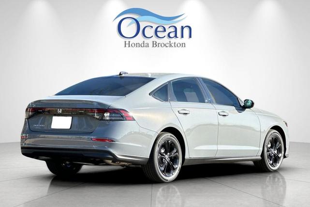 Photo of 2025 Gray Honda Accord