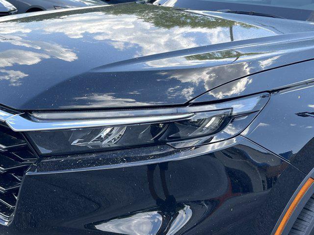Photo of 2026 Crystal Black Pearl Honda CR-V