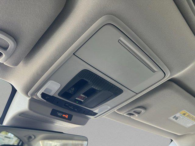 Photo of 2025 Platinum White Pearl Honda Accord Hybrid
