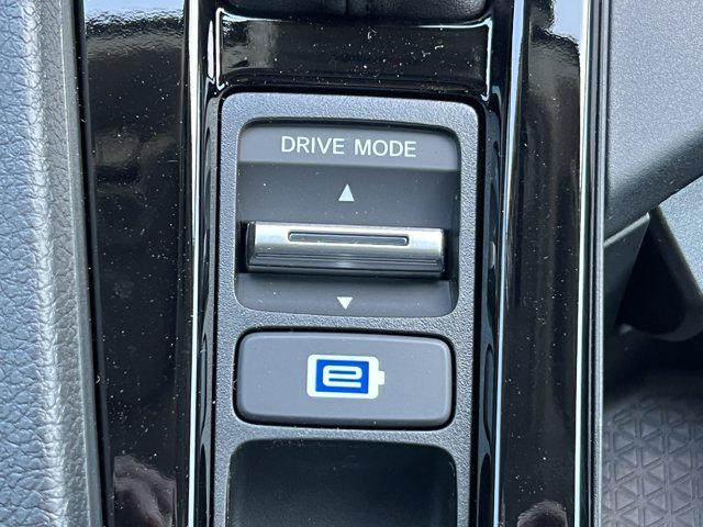 Photo of 2025 Solar Silver Metallic Honda Accord Hybrid