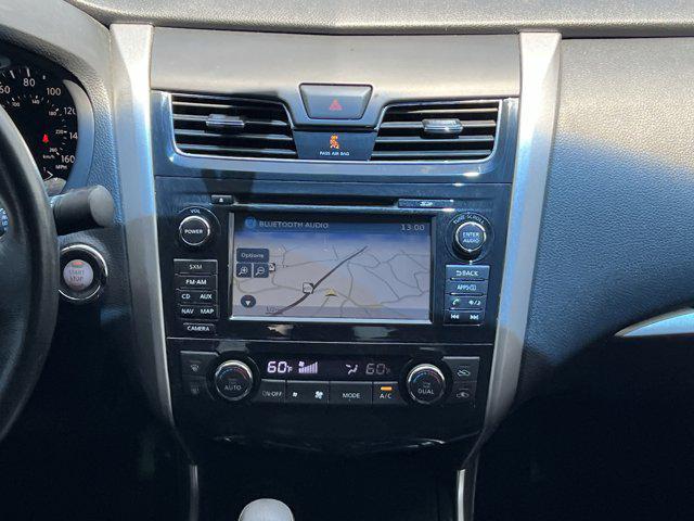 Photo of 2014 Storm Blue Metallic Nissan Altima