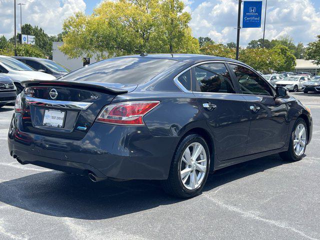 Photo of 2014 Storm Blue Metallic Nissan Altima