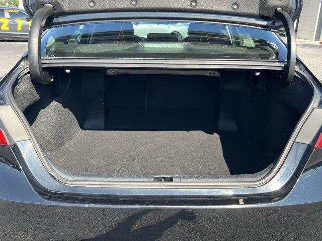 Photo of 2023 Midnight Black Metallic Toyota Camry