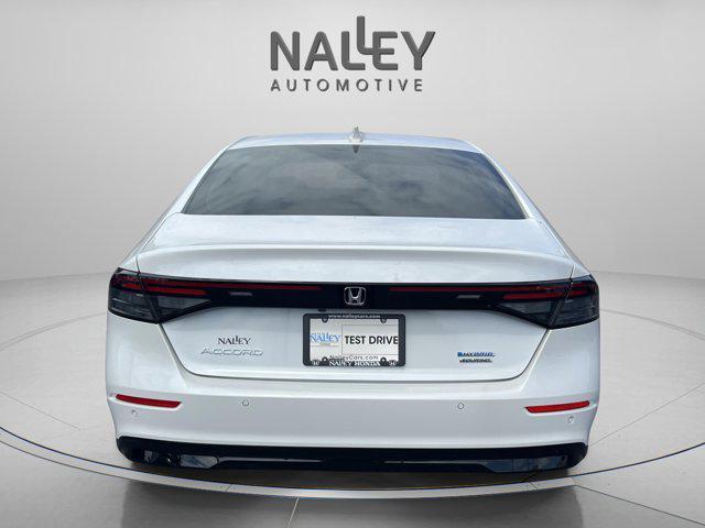 Photo of 2025 Platinum White Pearl Honda Accord Hybrid