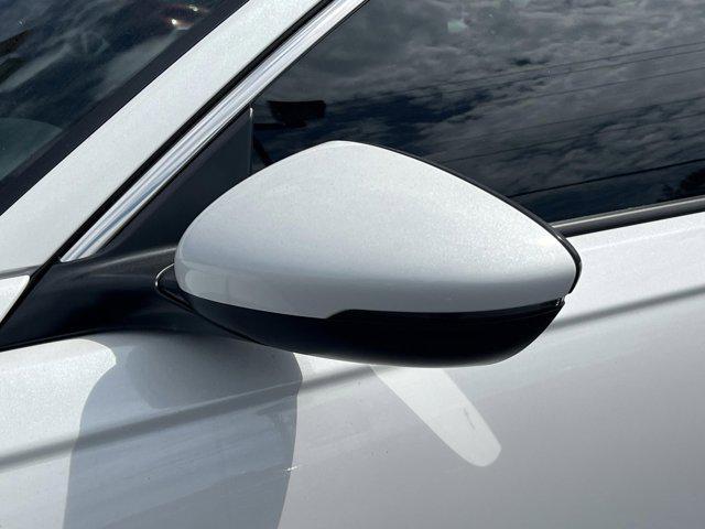 Photo of 2025 Platinum White Pearl Honda Accord Hybrid