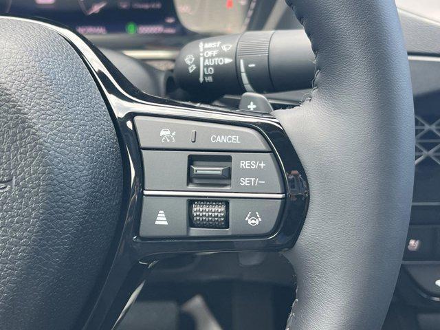 Photo of 2025 Platinum White Pearl Honda Accord Hybrid