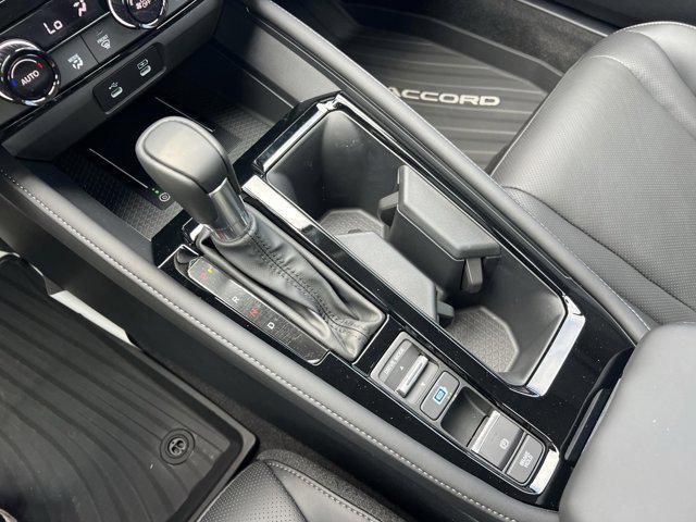 Photo of 2025 Platinum White Pearl Honda Accord Hybrid