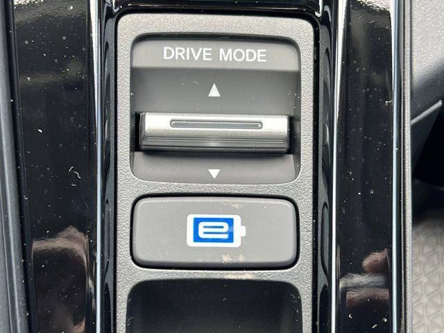 Photo of 2025 Platinum White Pearl Honda Accord Hybrid