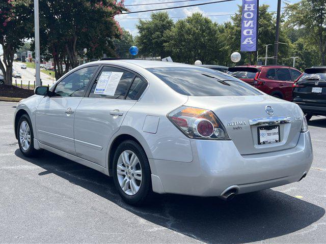 Photo of 2011 Brilliant Silver Metallic Nissan Altima