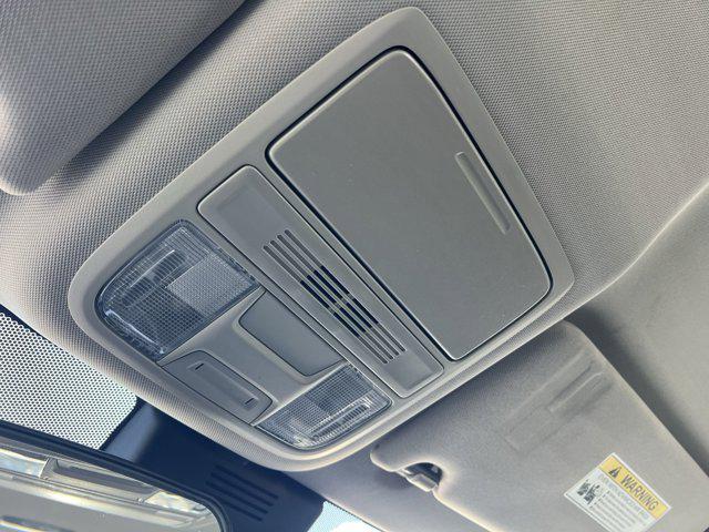 Photo of 2021 Lunar Silver Metallic Honda Accord