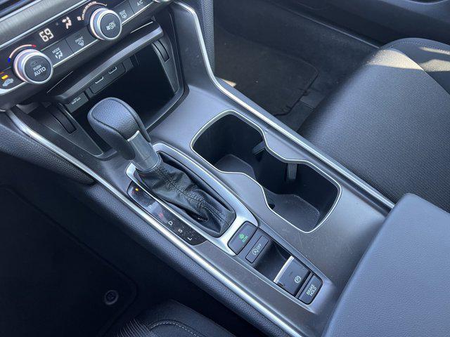 Photo of 2021 Lunar Silver Metallic Honda Accord
