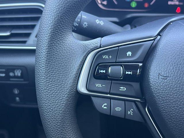 Photo of 2021 Lunar Silver Metallic Honda Accord