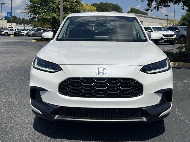 Photo of 2026 Platinum White Pearl Honda HR-V