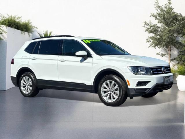 Photo of 2019 Pure White Volkswagen Tiguan
