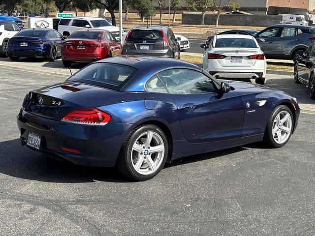 Photo of 2011 Deep Sea Blue Metallic BMW Z4