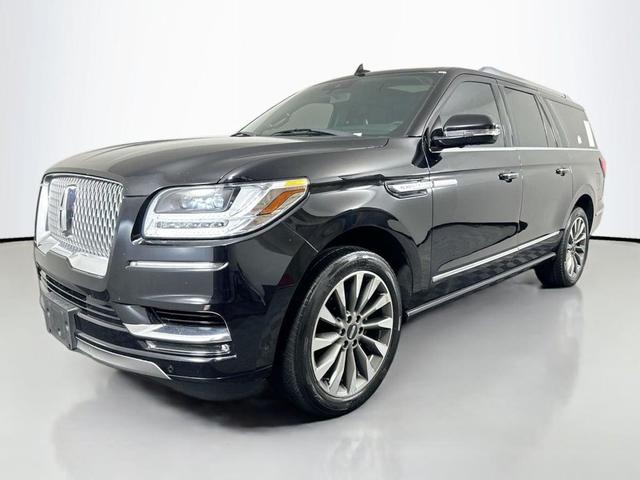 Photo of 2020 Infinite Black Lincoln Navigator