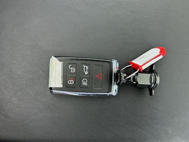 Photo of 2021 Flux Silver Land Rover Range Rover Sport
