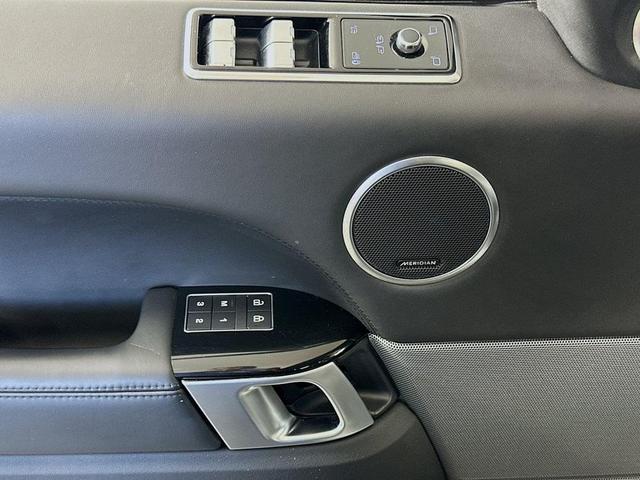 Photo of 2021 Flux Silver Land Rover Range Rover Sport