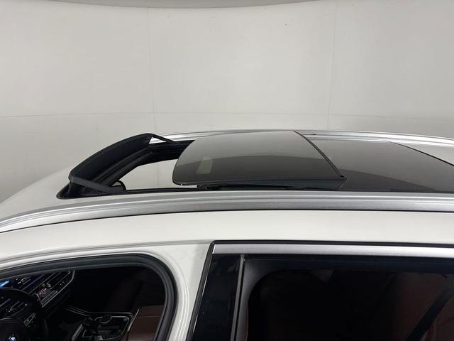 Photo of 2019 Alpine White BMW X5