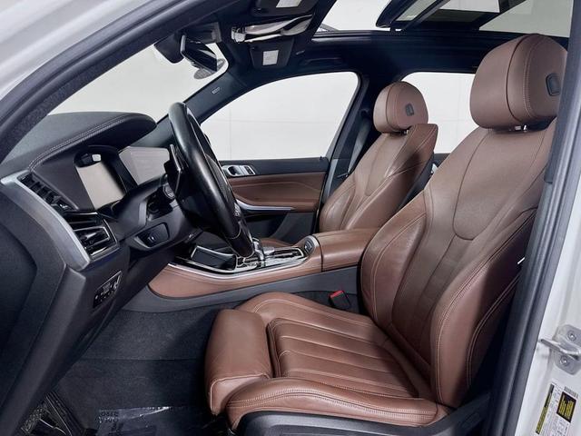 Photo of 2019 Alpine White BMW X5