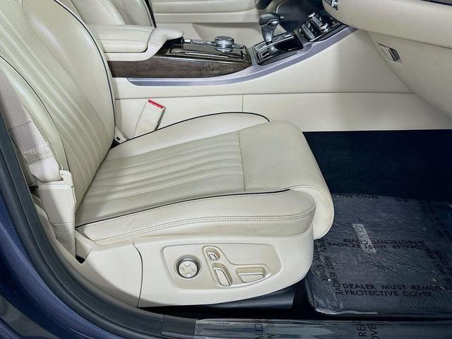 Photo of 2017 Patagonia Blue Metallic Genesis G90