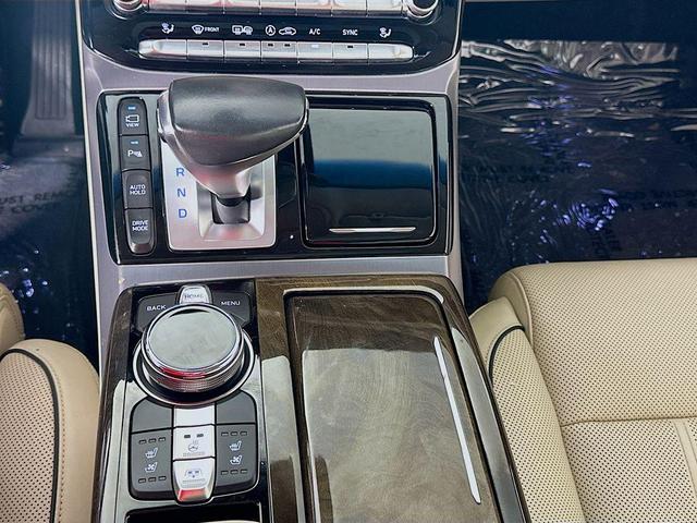 Photo of 2017 Patagonia Blue Metallic Genesis G90