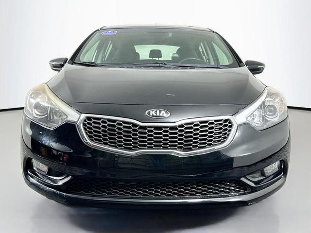 Photo of 2016 Aurora Black Pearl Kia Forte