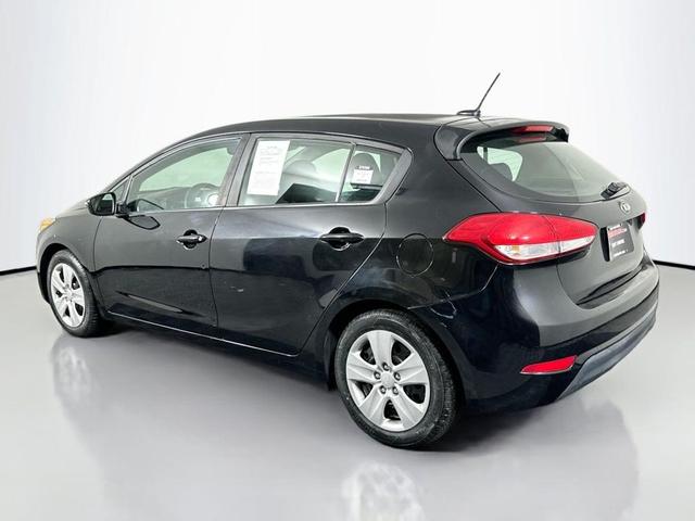 Photo of 2016 Aurora Black Pearl Kia Forte