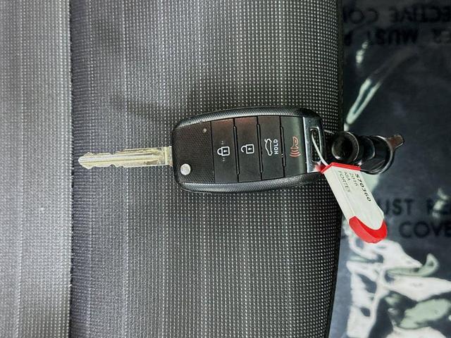 Photo of 2016 Aurora Black Pearl Kia Forte