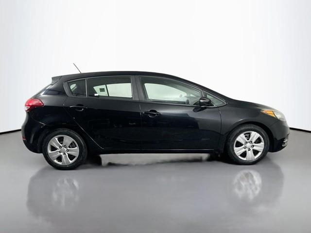 Photo of 2016 Aurora Black Pearl Kia Forte