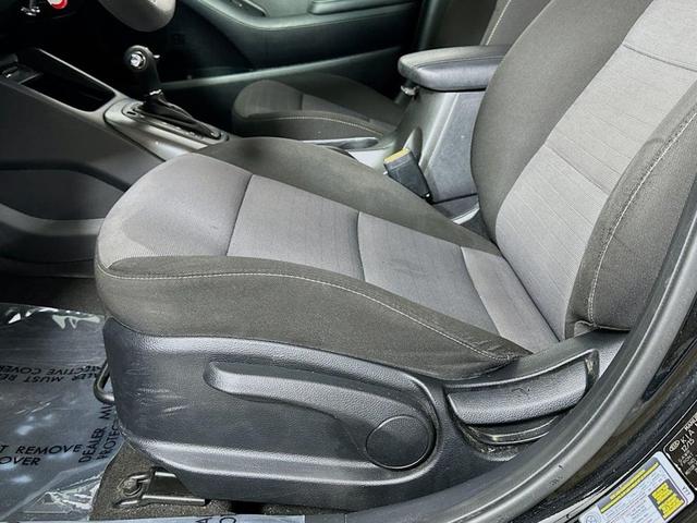 Photo of 2016 Aurora Black Pearl Kia Forte