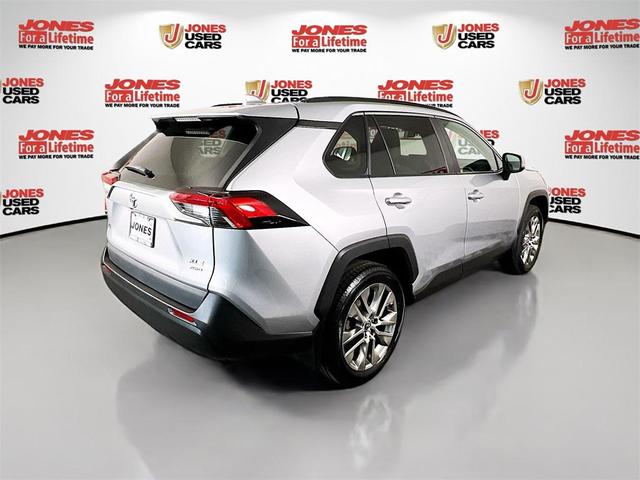 Photo of 2020 Silver Sky Toyota RAV4