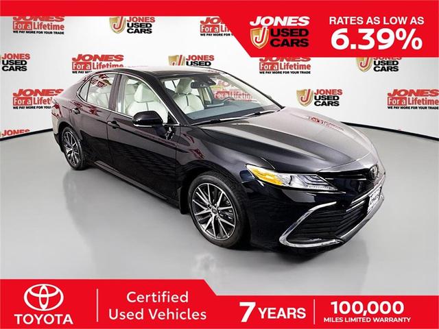 Photo of 2023 Midnight Black Toyota Camry
