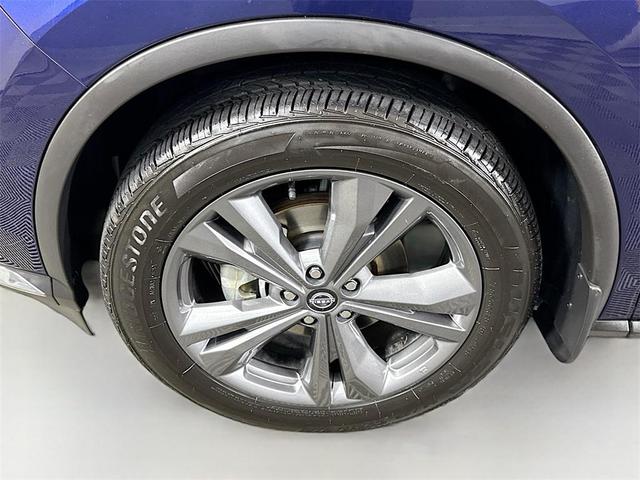 Photo of 2023 Deep Ocean Blue Pearl Nissan Murano