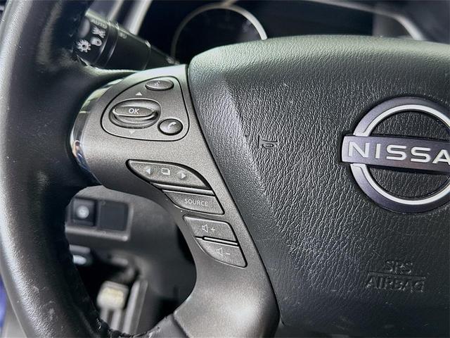 Photo of 2023 Deep Ocean Blue Pearl Nissan Murano