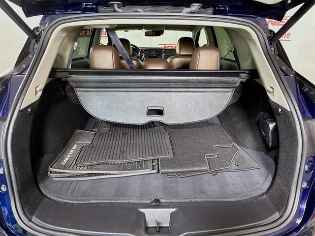 Photo of 2023 Deep Ocean Blue Pearl Nissan Murano