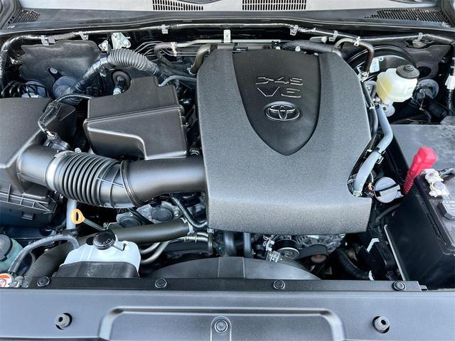 Photo of 2022 Midnight Black Metallic Toyota Tacoma