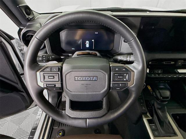 Photo of 2024 Pearl Toyota Land Cruiser