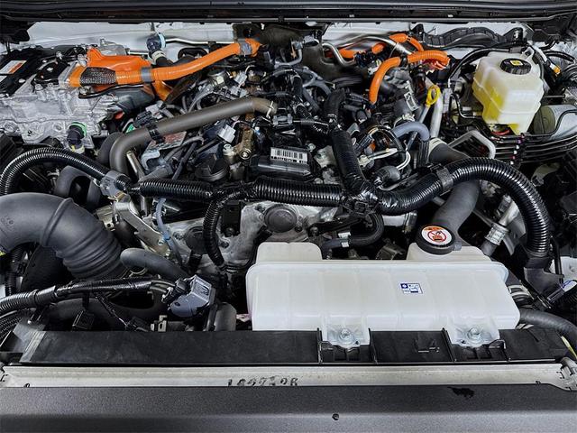 Photo of 2024 Pearl Toyota Land Cruiser