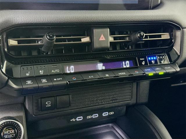 Photo of 2024 Pearl Toyota Land Cruiser
