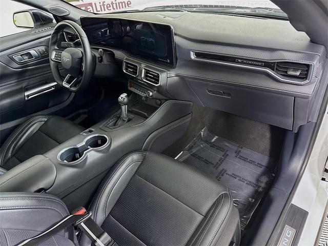 Photo of 2024 Oxford White Ford Mustang