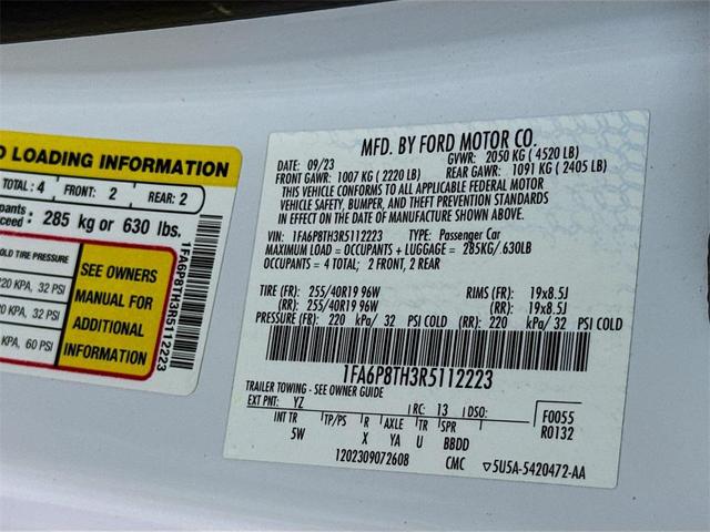 Photo of 2024 Oxford White Ford Mustang