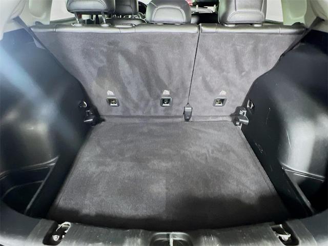 Photo of 2021 Velvet Red Pearlcoat Jeep Compass