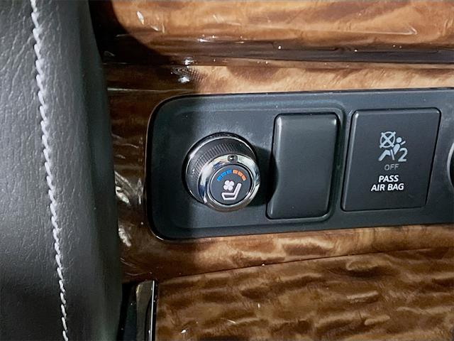 Photo of 2020 Super Black Nissan Armada