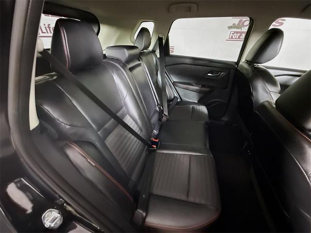 Photo of 2025 Super Black Nissan Rogue